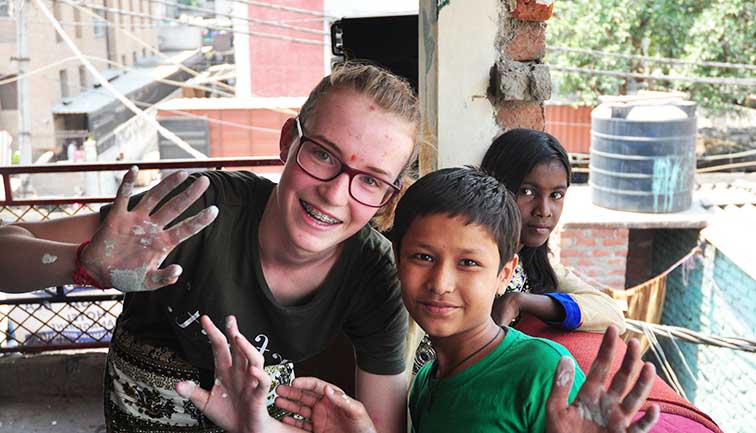 Photo Gallery - Voluntariado de niños de la calle en India