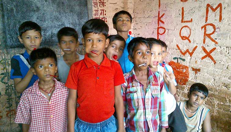 Photo Gallery - Street Children Volunteering in India