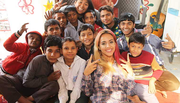 Photo Gallery - Street Children Volunteering in India