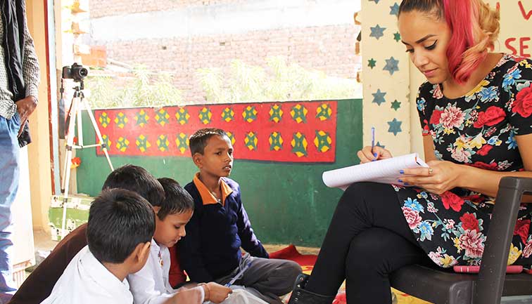 Photo Gallery - Voluntariado de niños de la calle en India