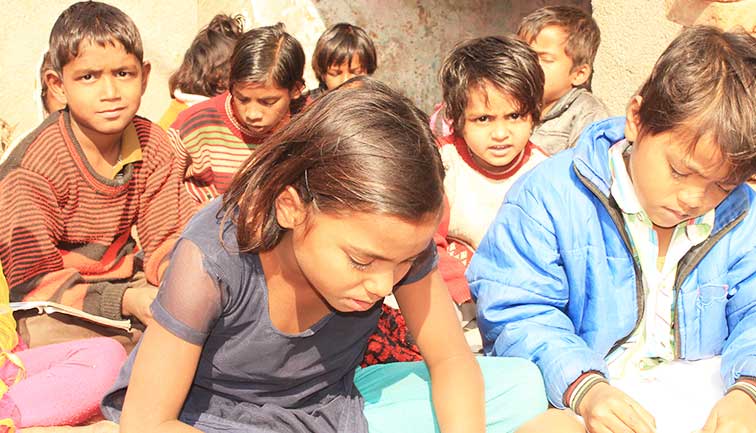 Photo Gallery - Voluntariado de niños de la calle en India