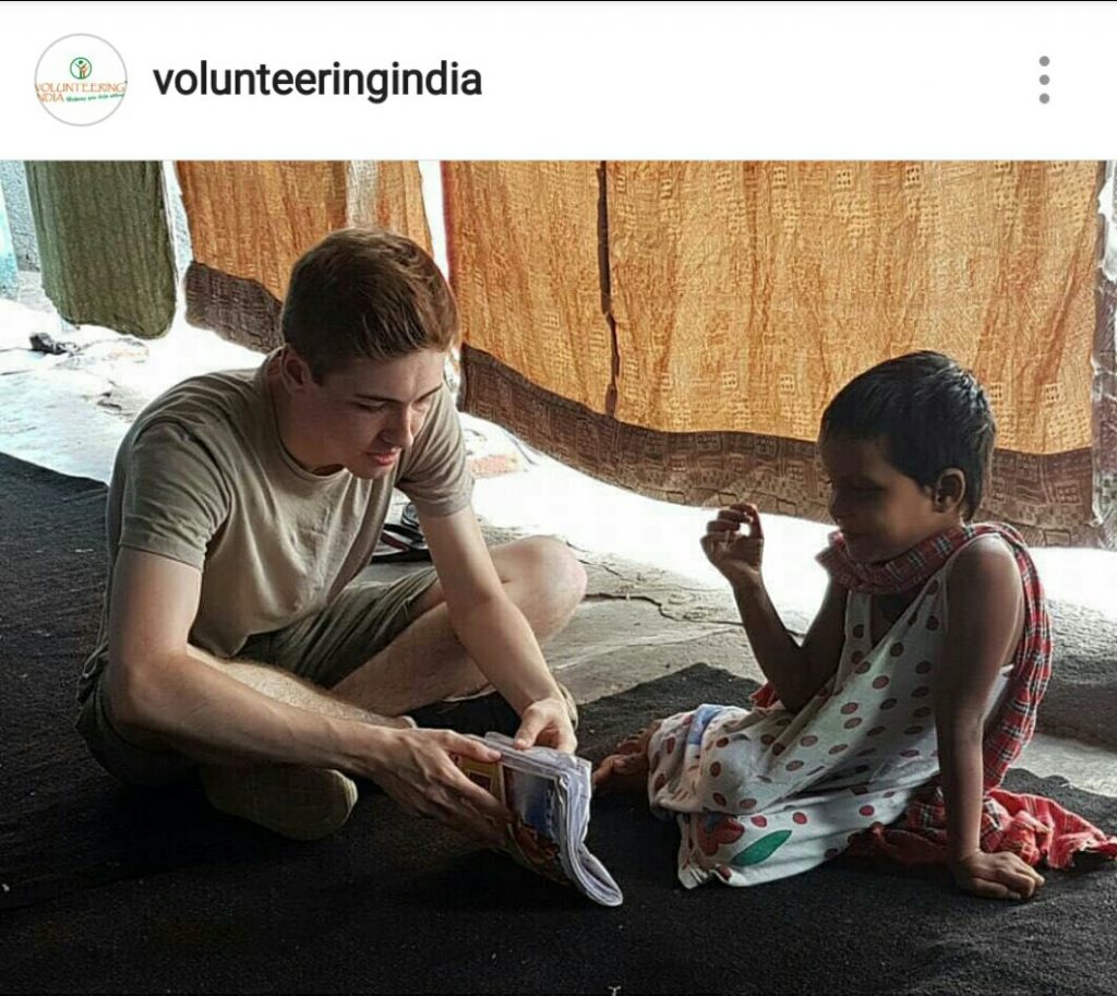 volunteer in India