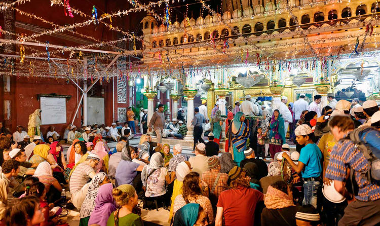 Hazrat-Nizamuddin-Dargah