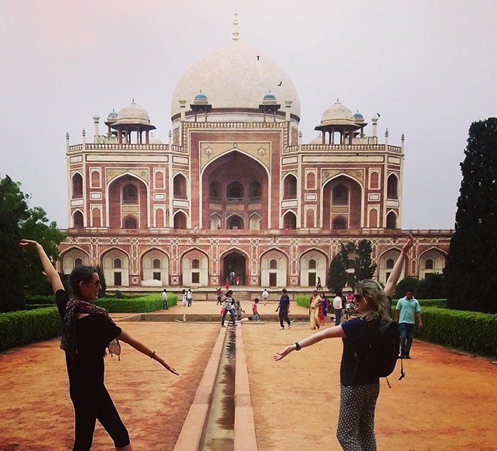 Volunteers on the Golden Triangle tour
